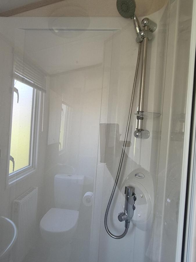 Static Caravan To Hire , Hoburne Devon Bay Hotel Goodrington ภายนอก รูปภาพ