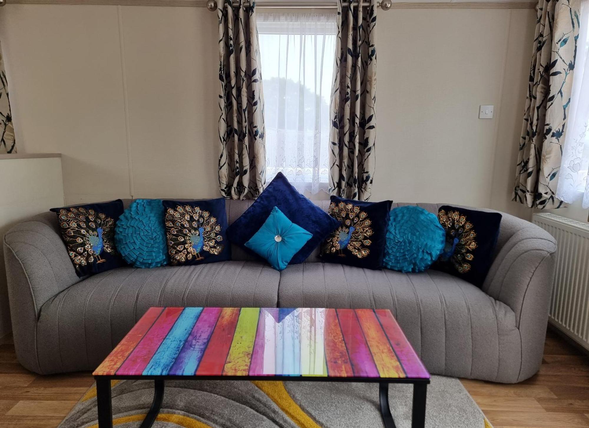 Static Caravan To Hire , Hoburne Devon Bay Hotel Goodrington ภายนอก รูปภาพ